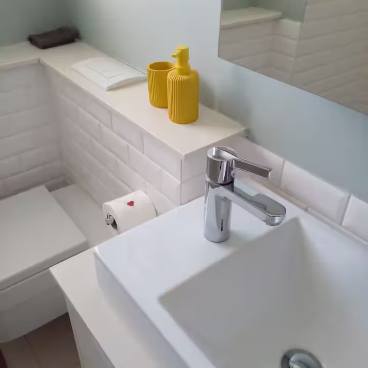To Let 2 Bedroom Property for Rent in Tamboerskloof Western Cape